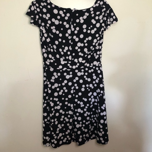Karin Stevens Black & White Polka Dot Dress – Size 6, Lace Waist Detail - Picture 9 of 10